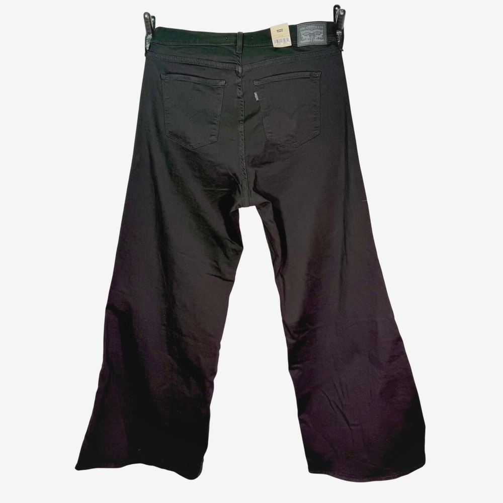 NWT Levi's 318 Shaping Wide Leg Jeans Black Tummy Control Mid Rise 33x32 - Picture 8 of 9